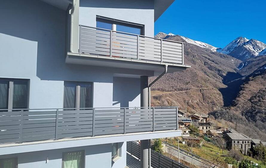 Recinzioni e parapetti in ferro su misura Kurel Serramenti